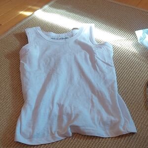 4 Pack Brooklyn Vertical Kids White Sleeveless Top. Size 14-16 (Runs Small).